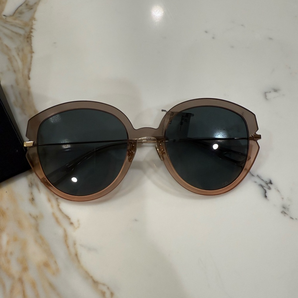 Dior Gold and Pink Cat Eye Sunglasses - Picture 2 of 10